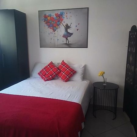 Confortavel Espaco No Centro De Sp 普雷图河畔圣若泽 外观 照片